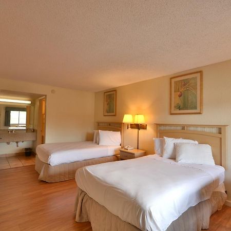 Country Hearth Inn- Кисими Екстериор снимка